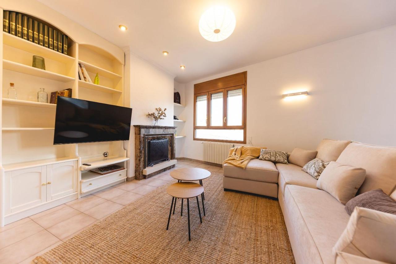 Bravissimo El Lleo, Bright 4-Bedroom Apartment Gérone Extérieur photo
