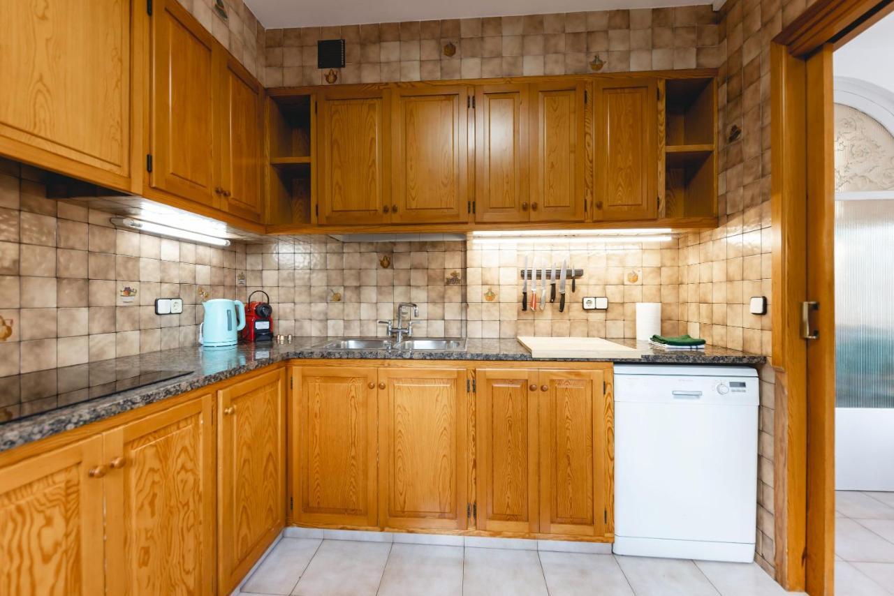 Bravissimo El Lleo, Bright 4-Bedroom Apartment Gérone Extérieur photo